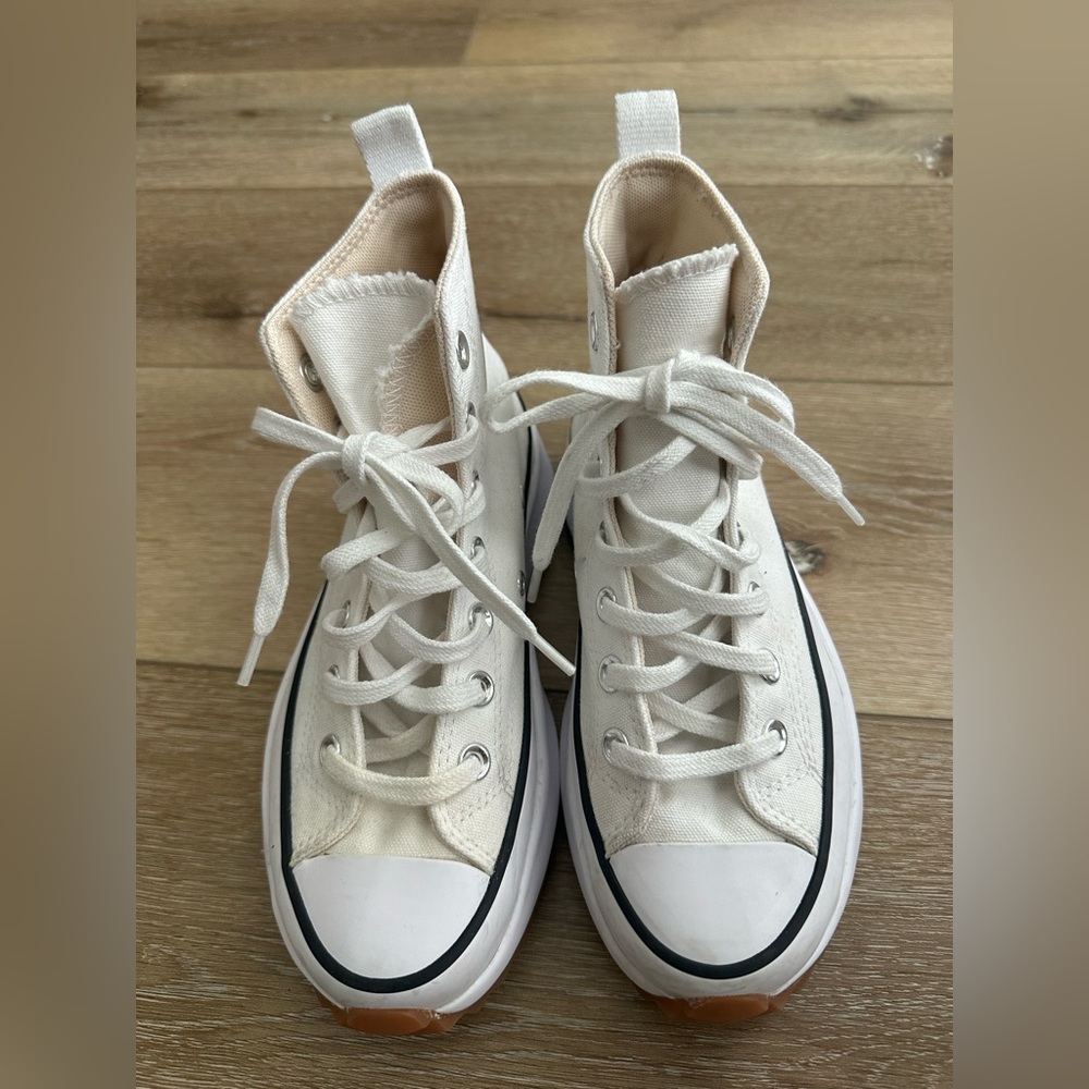 Converse - Picture 5 of 9